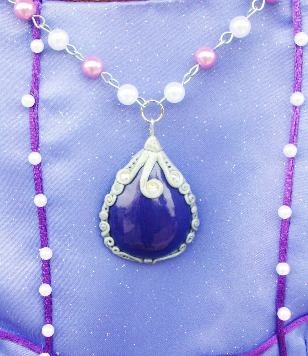 Sofia the first amulet necklace