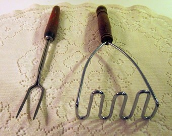 Two Fork Meat Pronged & vintage  Vintage utensils Tools: serving Masher Kitchen Potato