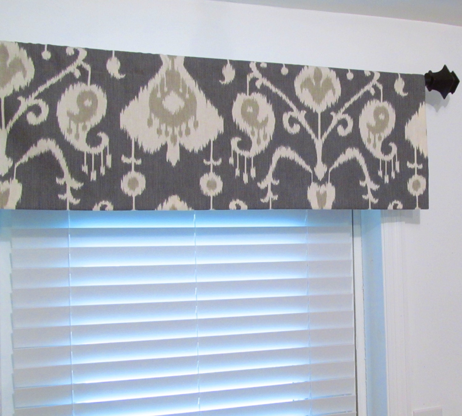 Straight Valance Gray/ Ivory Magnolia Java Ikat Pewter