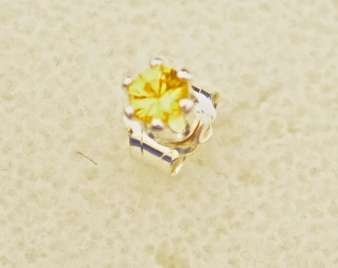 Yellow Sapphire Studs, Petite 3mm Round, Natural, Set in Sterling Silver E442