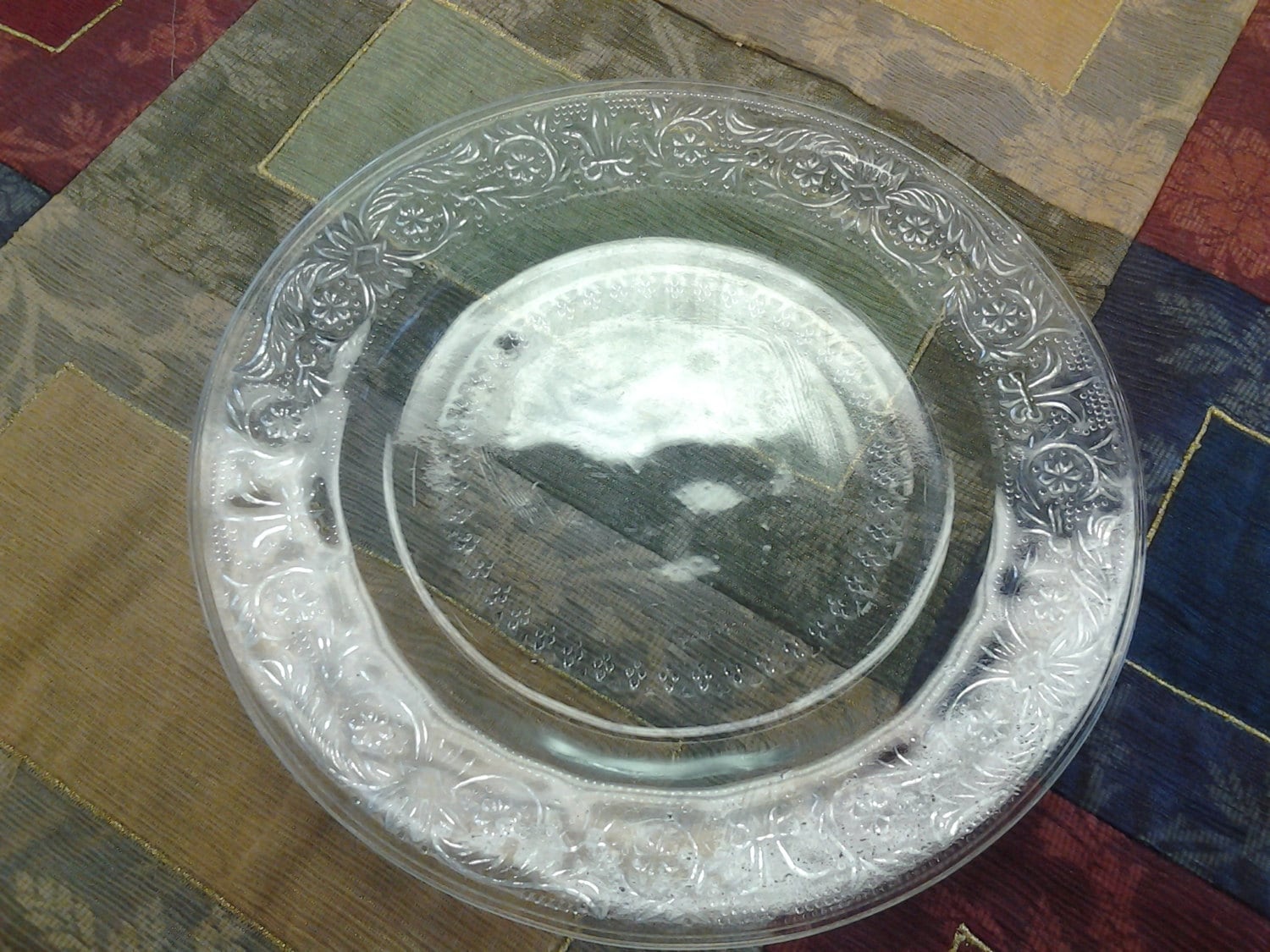 On Sale Decorative Embossed Clear Glass Salad/Dessert Plate