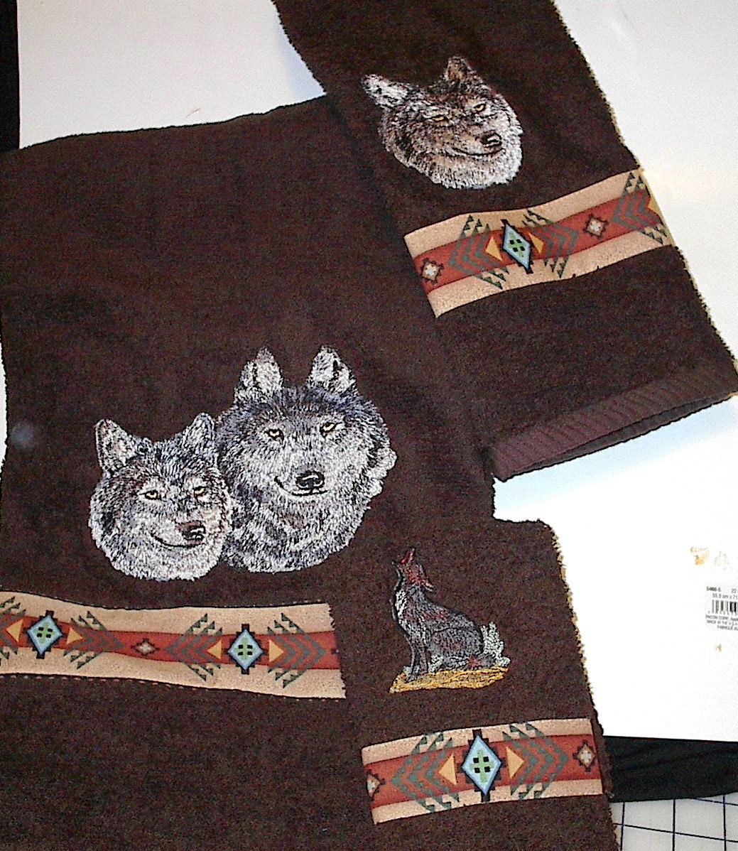 WOLF TOWEL SET