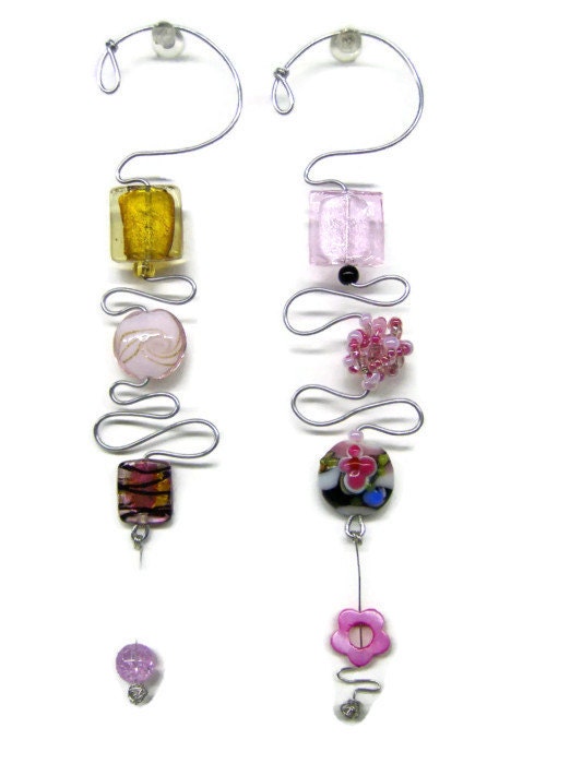 handmade ornament-wire, glass, lampwork and foil beads