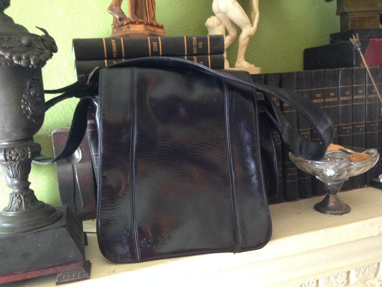 Vintage Coach HandBag...Leather Purse No. NT4903