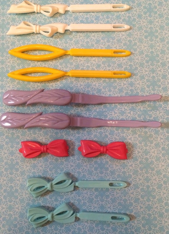 Vintage plastic barrettes 5 pairs unique