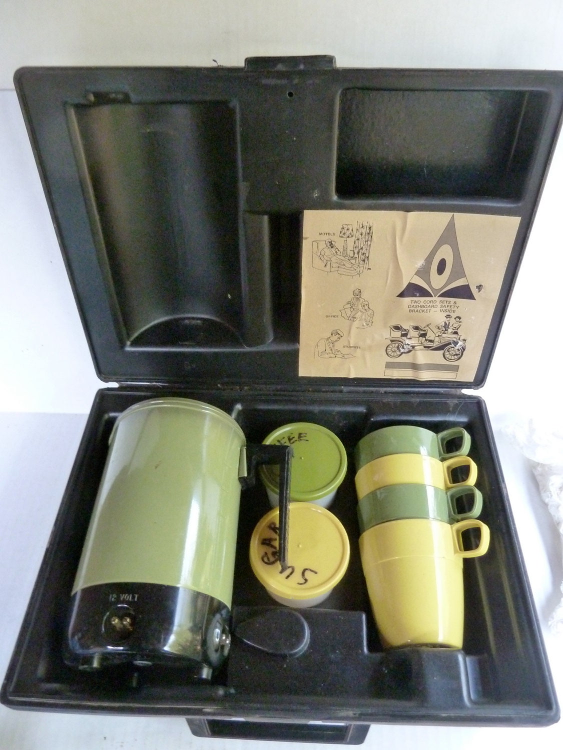 Vintage Empire coffee percolator set with pot cream and