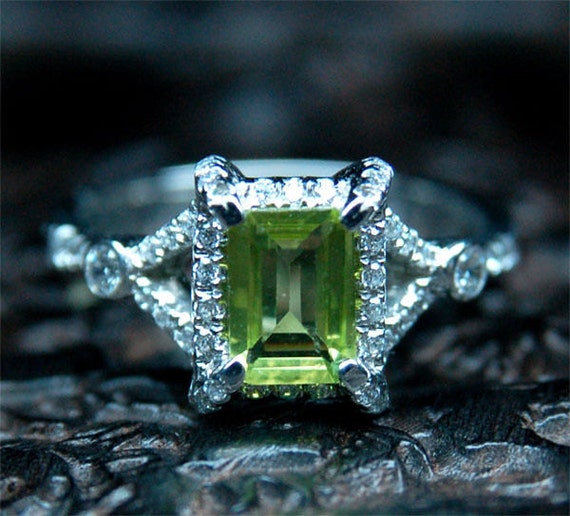 Top Ten Cheapest Emerald Cut Engagement Ring – BestBride101