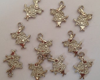 10 charms bunny of Alice in wonderland in silver-plated hypoallergenic metal 20mm.