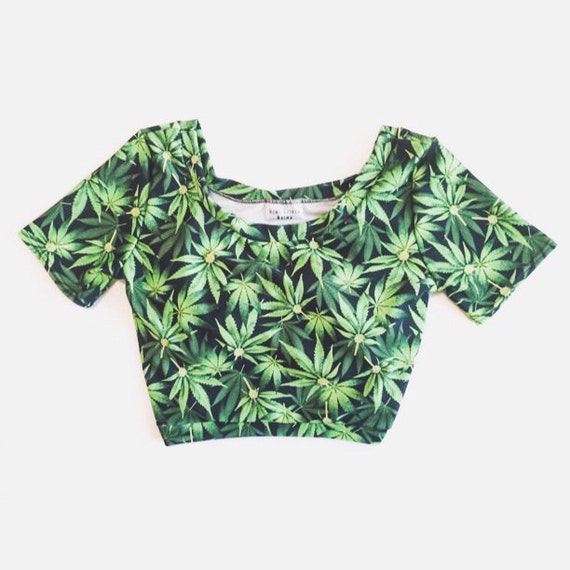 leaf print crop top