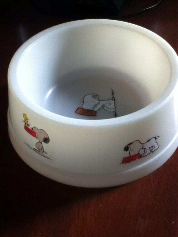 Bowl dog bowl snoopy Charlie Brown peanuts by ariannsattic on Etsy