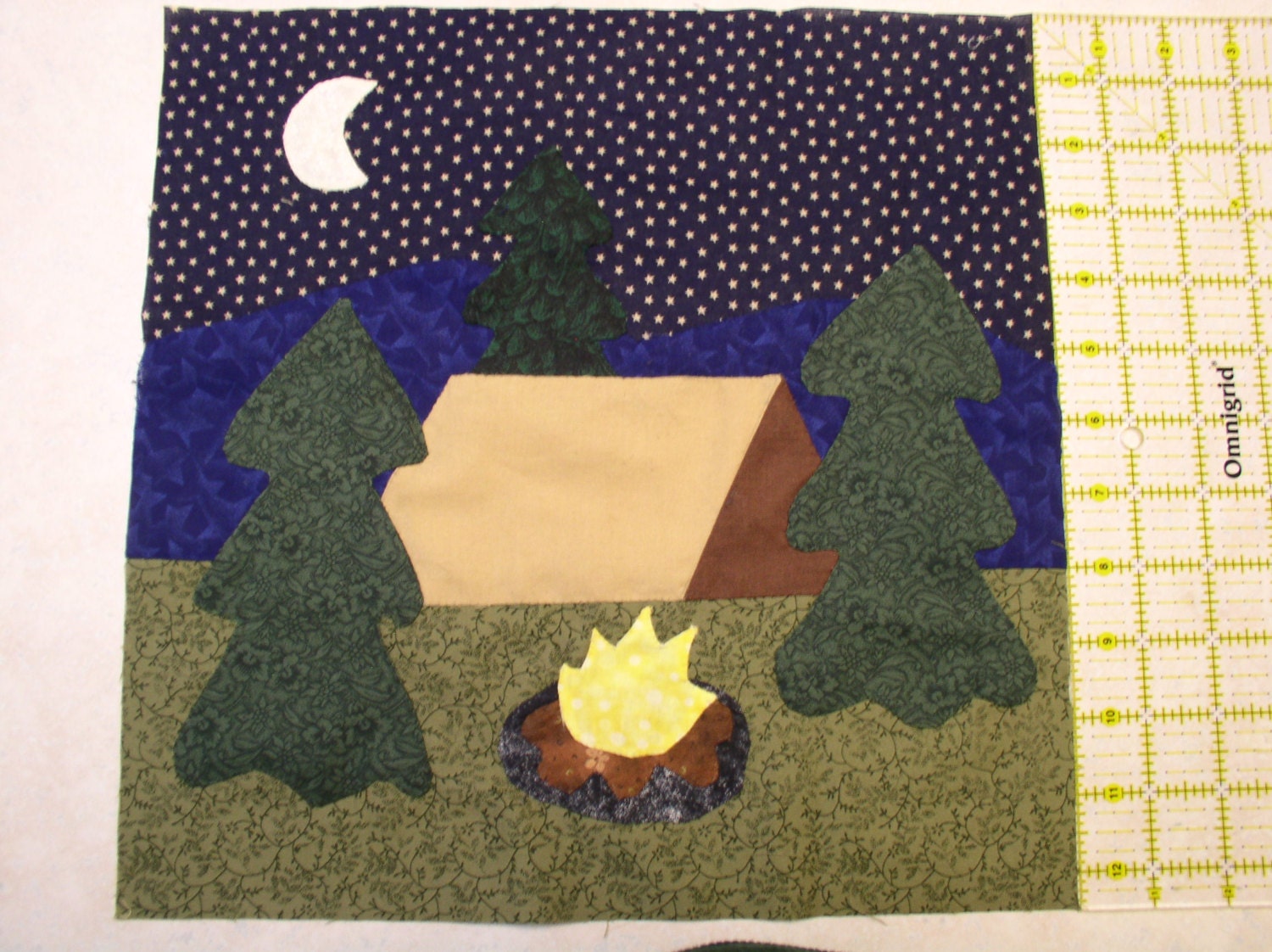 Pattern Applique Quilt Block Camping
