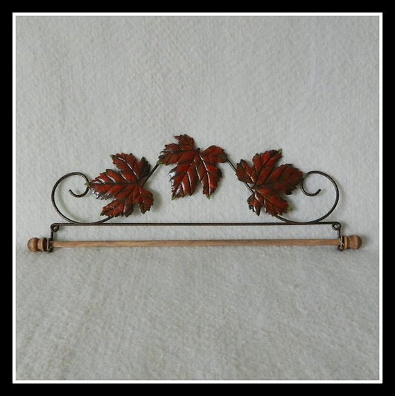 Autumn Leaves Quilt Hanger Dark Copper Wire Hand Painted