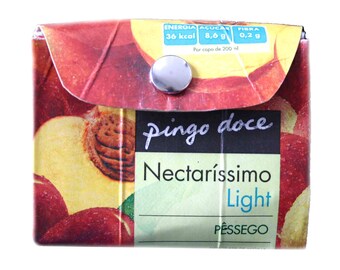 Repurposed carton wallet, Portuguese peach juice, Portugal paper clutch, peach mini-bag, Pingo Doce, Nectaríssimo Light Pêssego, portemonnee