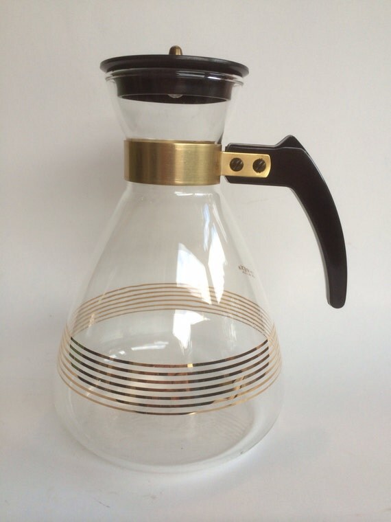 Vintage Pyrex Regency Coffee Carafe Pot with Gold by Beautalicious