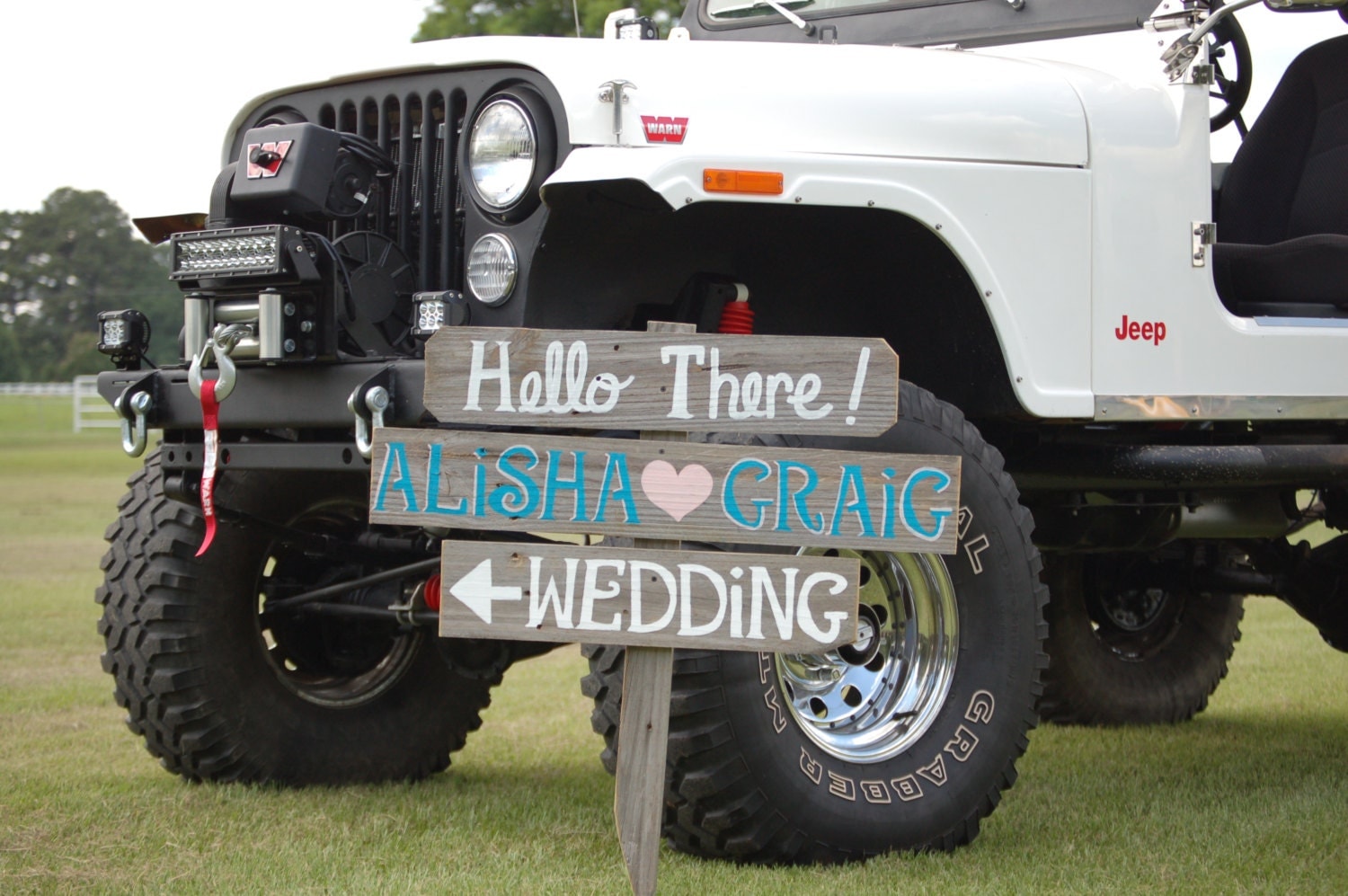 Welcome Sign Rustic Wedding Signs Arrow Directional Outdoor Weddings Hand Painted Reclaimed Wood Vintage Weddings Road Signs Barn Wood Teal