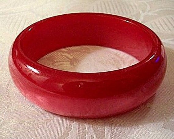 Red Cherry Moonglow Bracelet Bangle Vintage Avon 1977 Luminesque Lucite ...