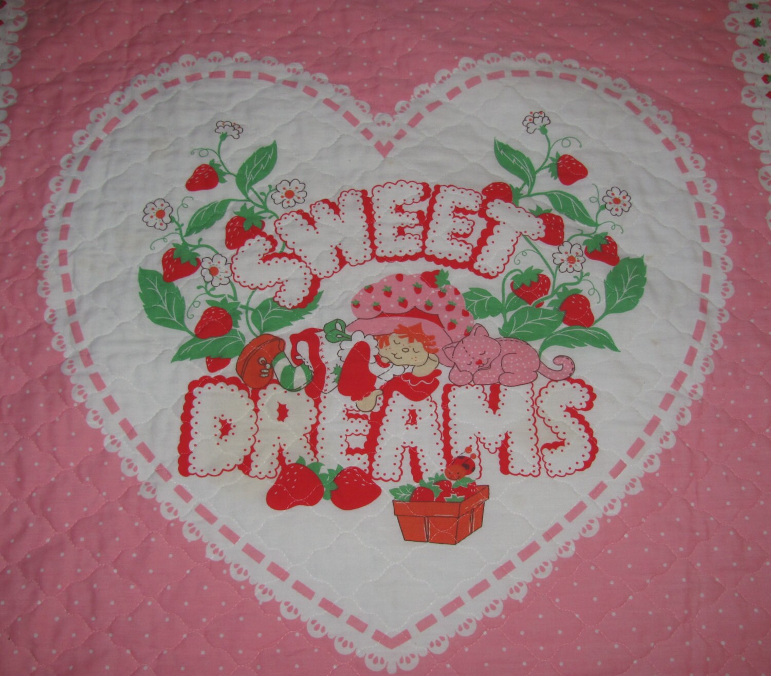 Vintage Strawberry Shortcake Baby Blanket/Quilt Sweet Dreams