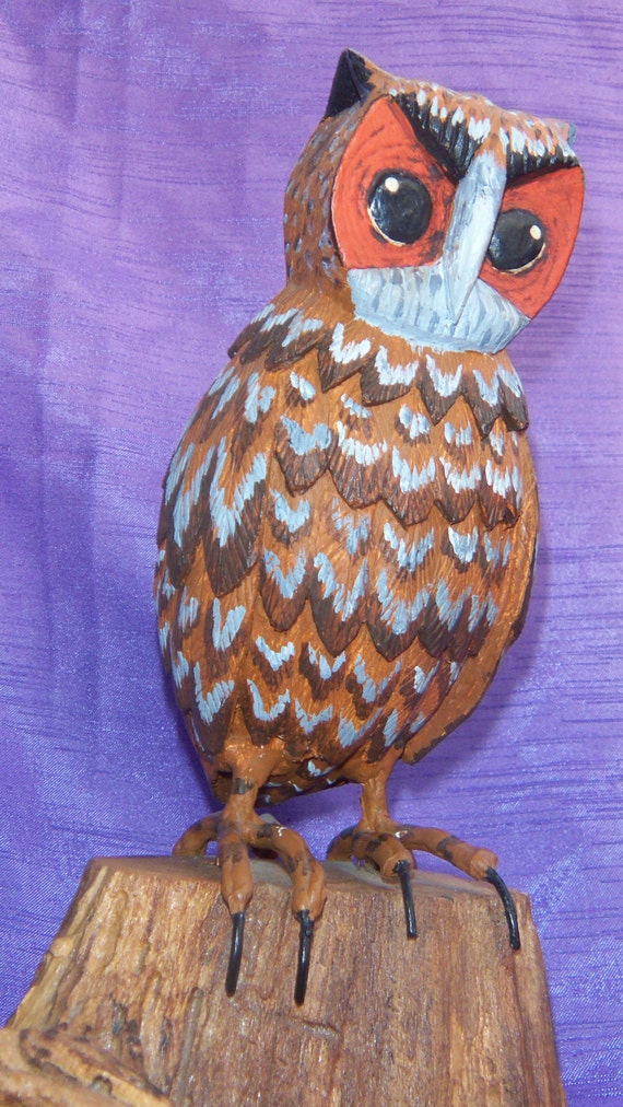 Vintage Carved Painted Wooden Owl Statue by LilThisnThat on Etsy