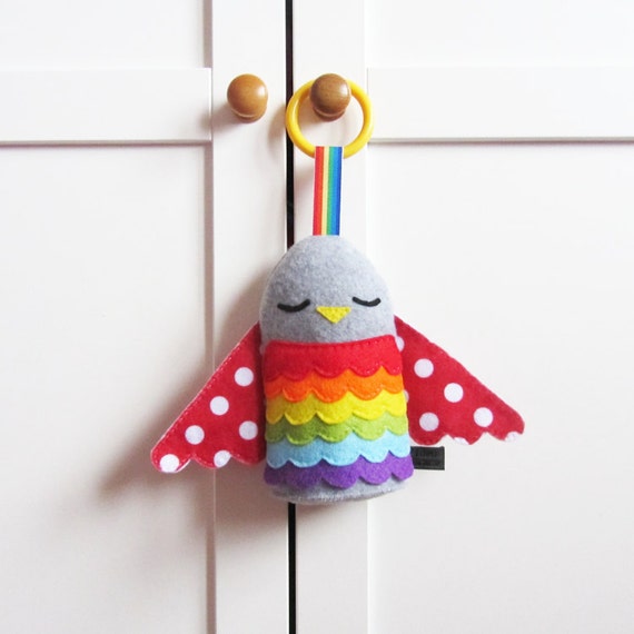 Baby Toy: Rainbow Hanging Plush Bird Toy Rattle