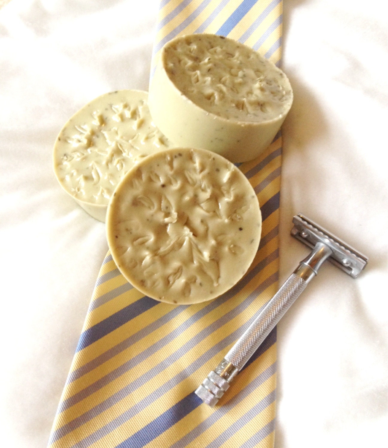Men's Shaving Soap/ Body Wash/ Oatmeal/ Coconut Milk/