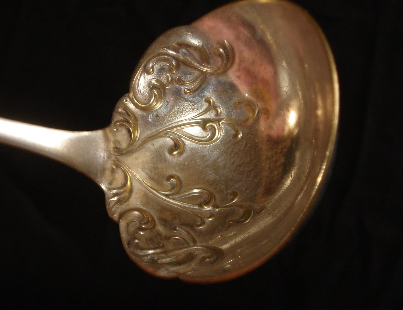 SilverPlate Solid Gravy Ladle “Shell 1928” from Imperial/Oneida Haute