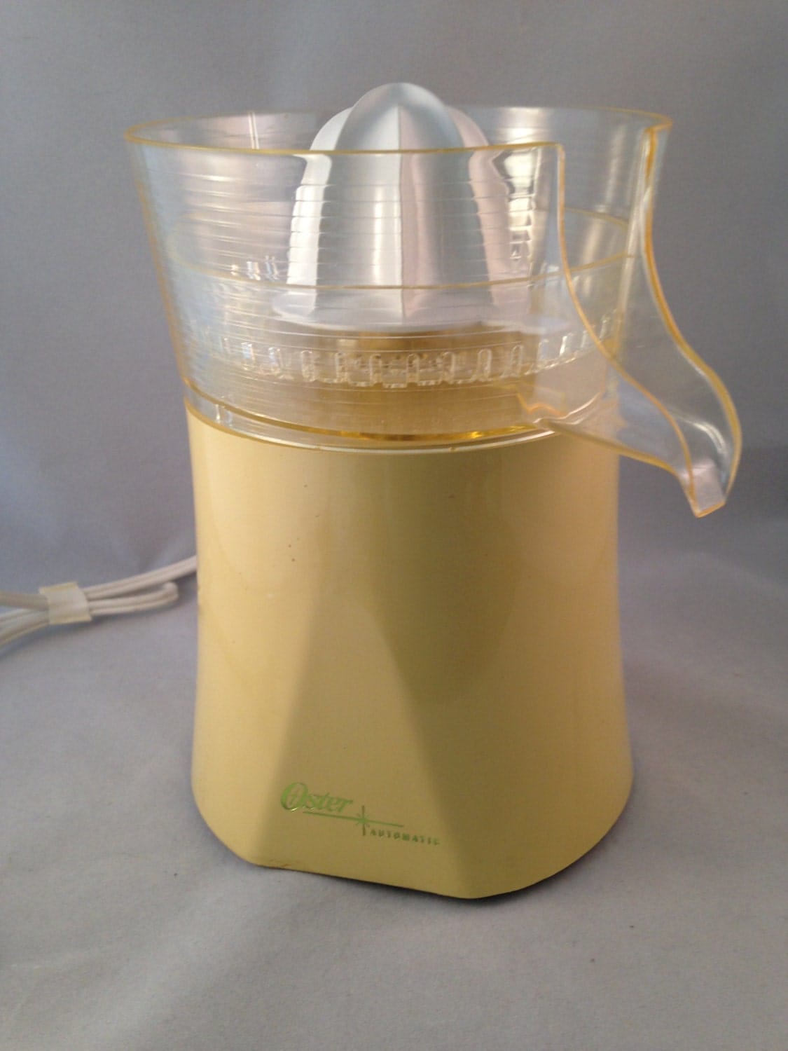 Vintage Automatic Citrus Juicer Oster 1979 by ThumbBuddyWithLove