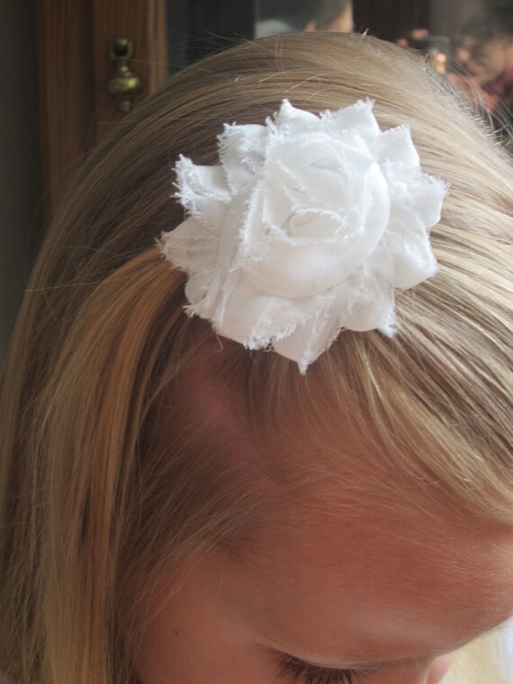 PRETTY Ivory Flower Hair Clip VINTAGE Inspired Flower Hair Clip Bridal