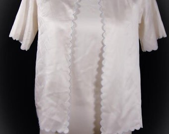 Vintage women so cute 1980s silk Night gown with little jacket in off white and blue