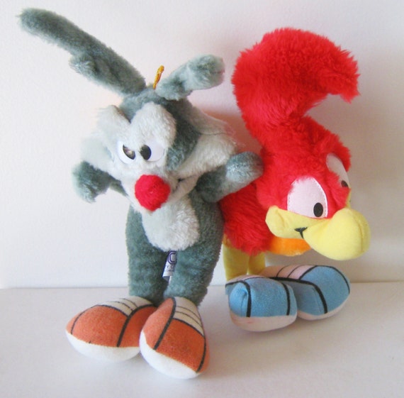 roadrunner and coyote toys