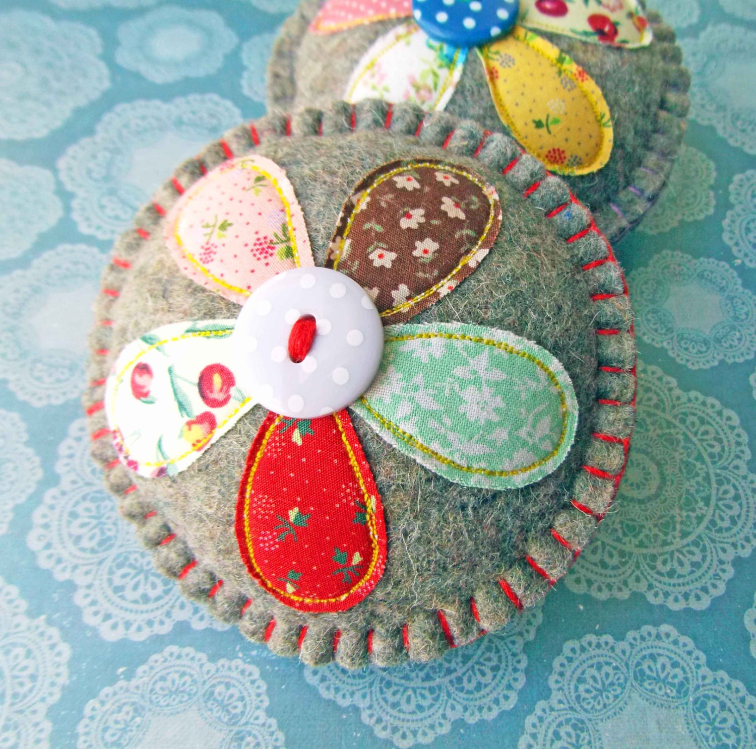 Felt Pin Cushion Flower by suezybees on Etsy