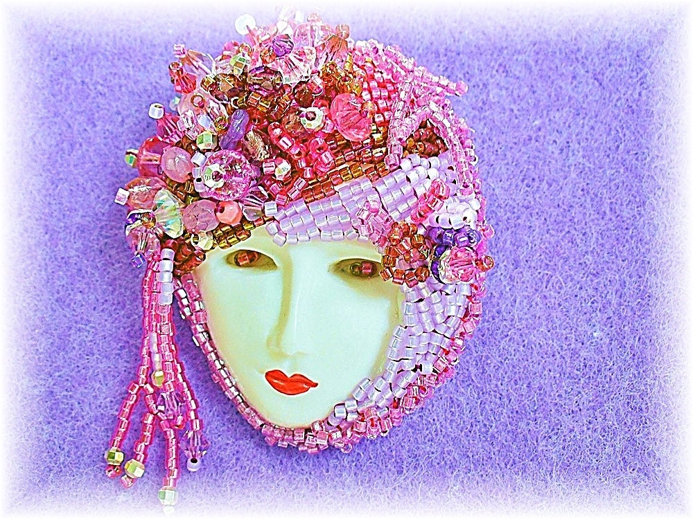 Beaded Lady Face Brooch Lavender Face Pin Face Jewelry