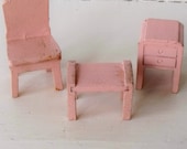 Vintage Strombecker dollhouse furniture 3-piece pink chair, bench and end table