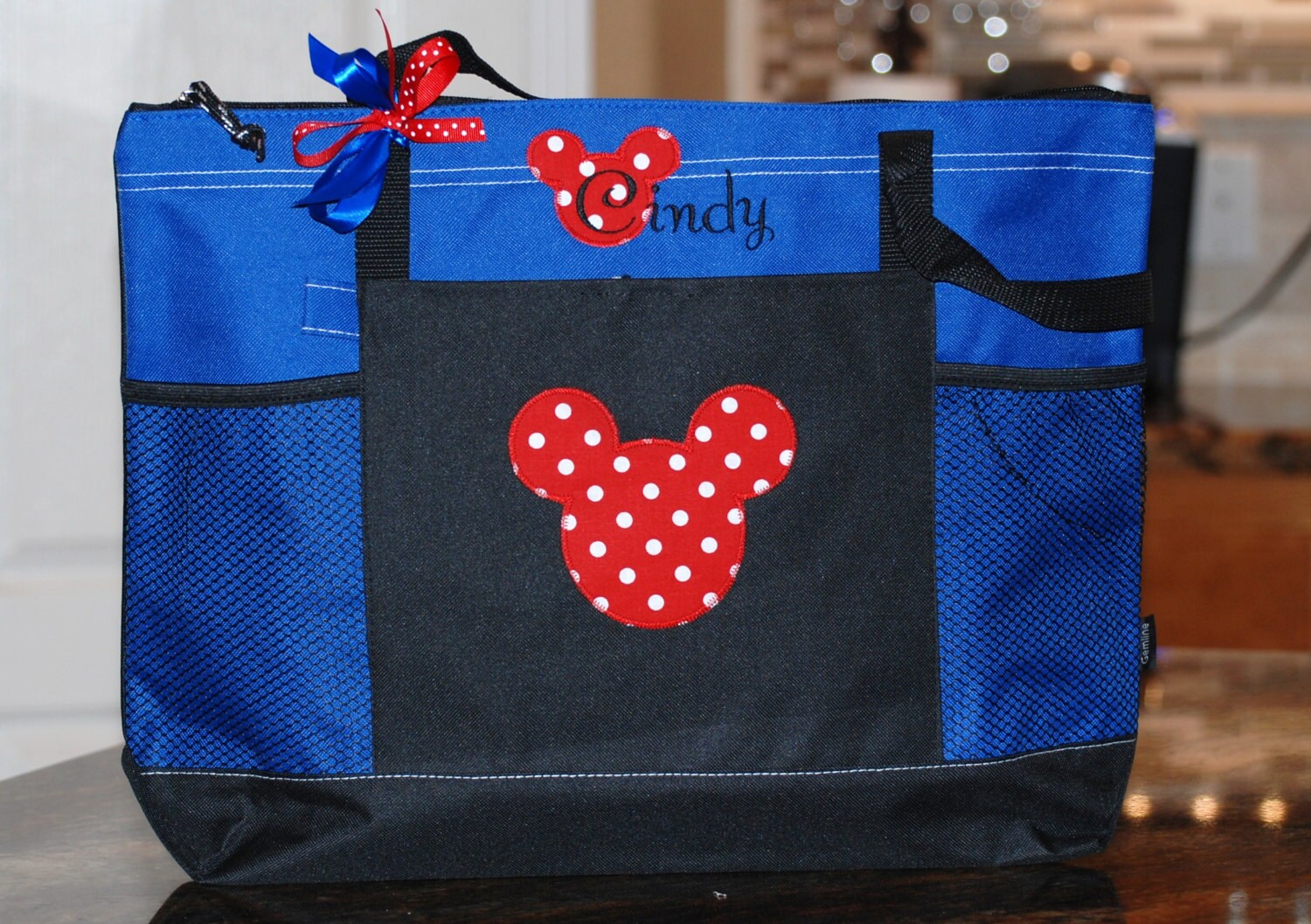 Personalized large zippered Disney tote bag Mickey or minnie
