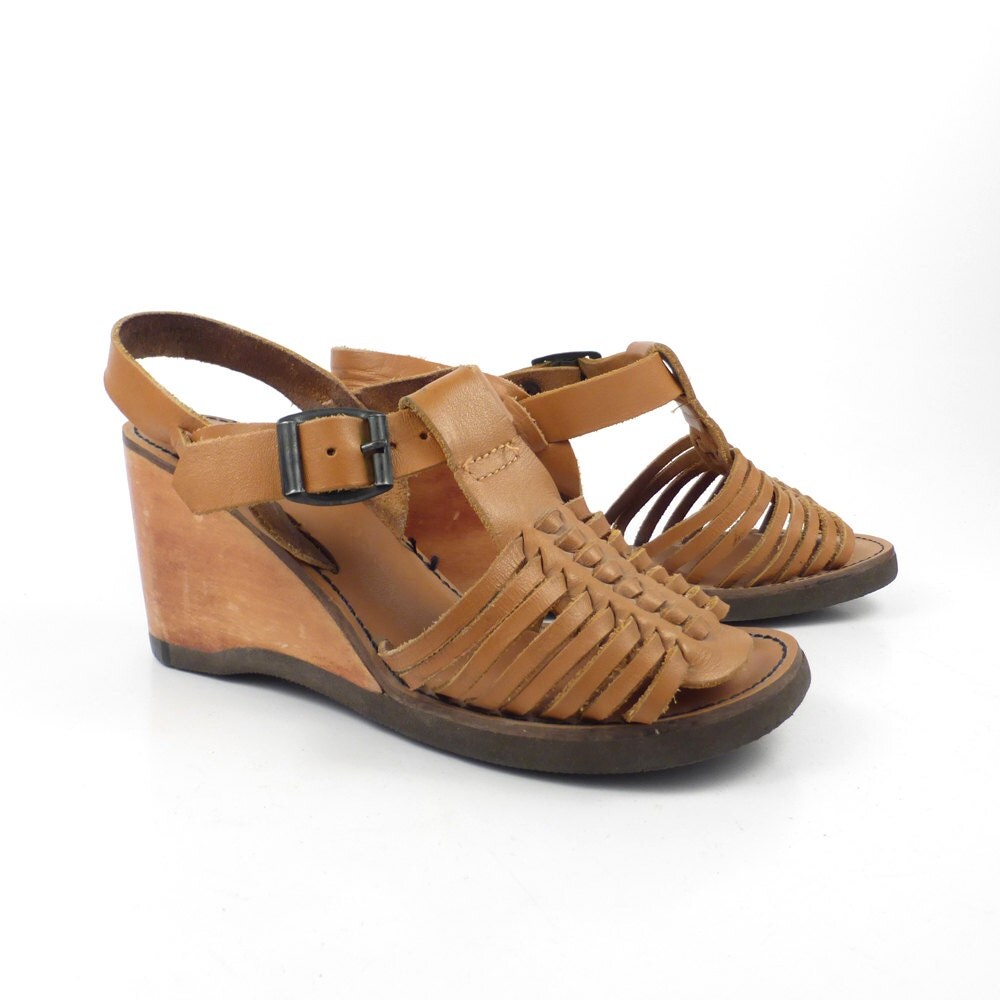 Wood Leather Sandals Vintage 1970s Heels Brown Woven High