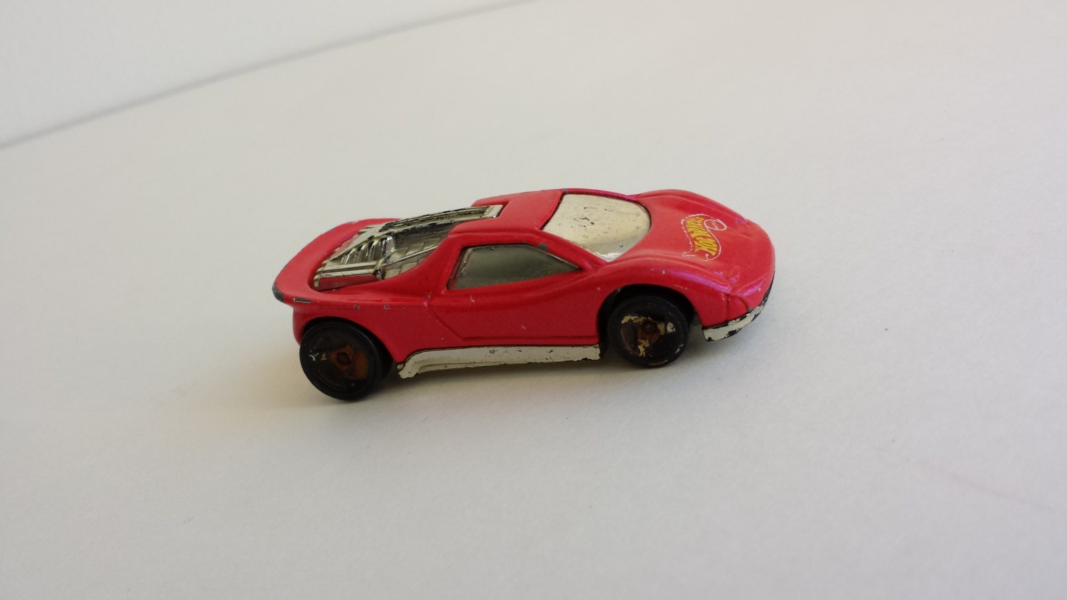 Vintage 1990 Hot Wheels Red Racer Toy Car