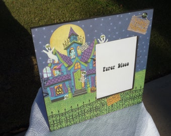 Haunted Mansion Halloween Picture Frame, Halloween, Mansion, Haunted, Spooky, Frankenstein, Witches, Bats, Photo frame