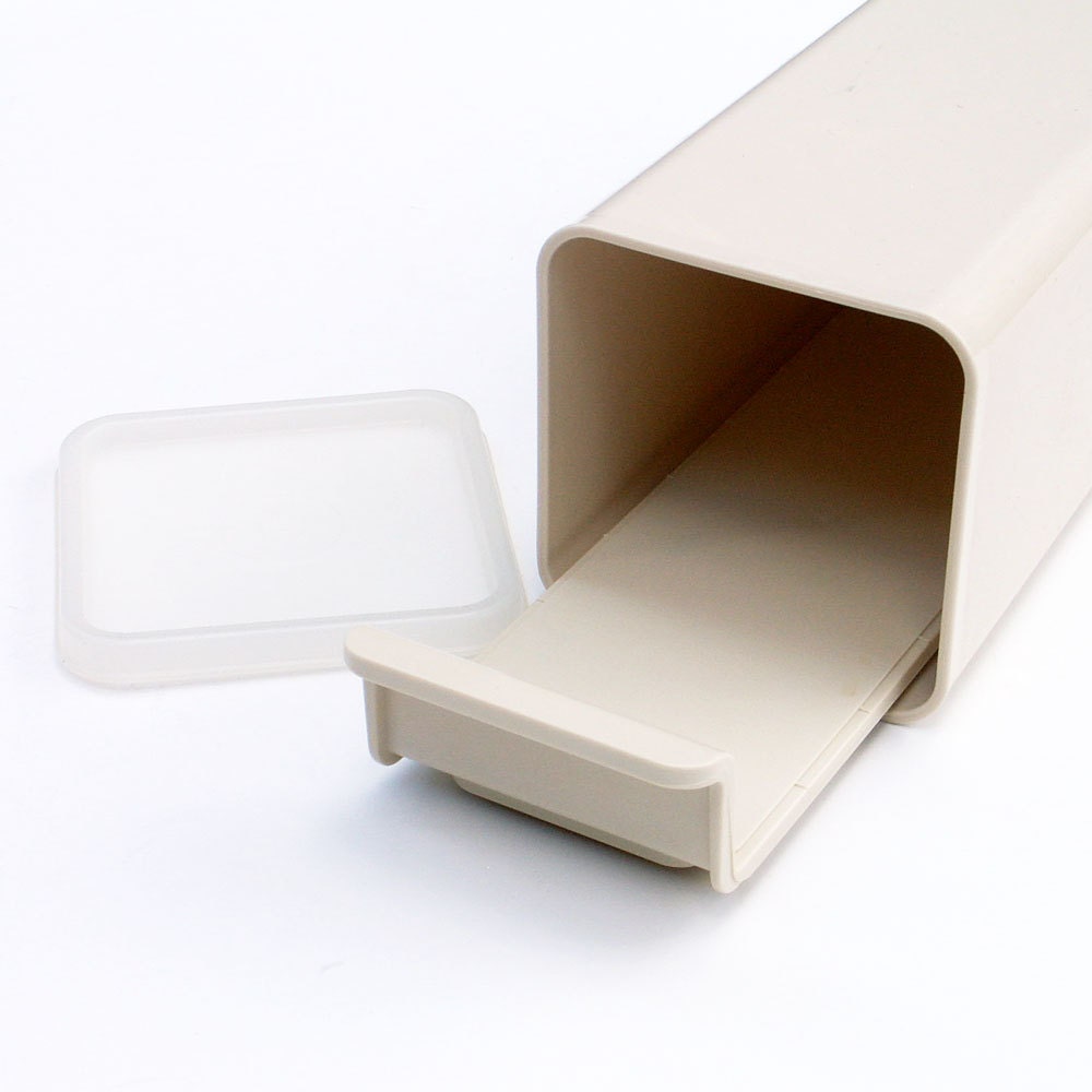 Tupperware Cheese Keeper