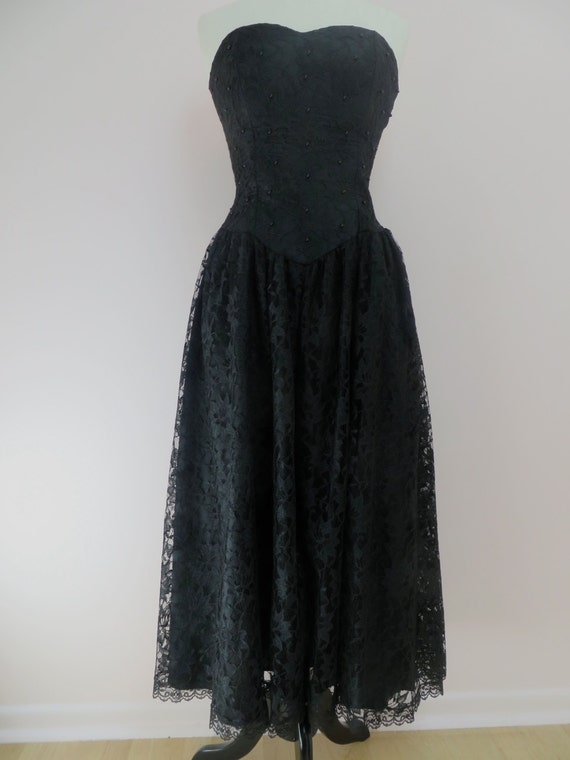 Vintage 1980's/ Black Lace and Taffeta Long Strapless