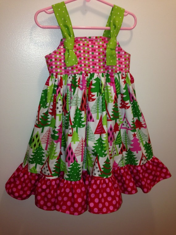 Items similar to Little Girls Christmas Dress on Etsy