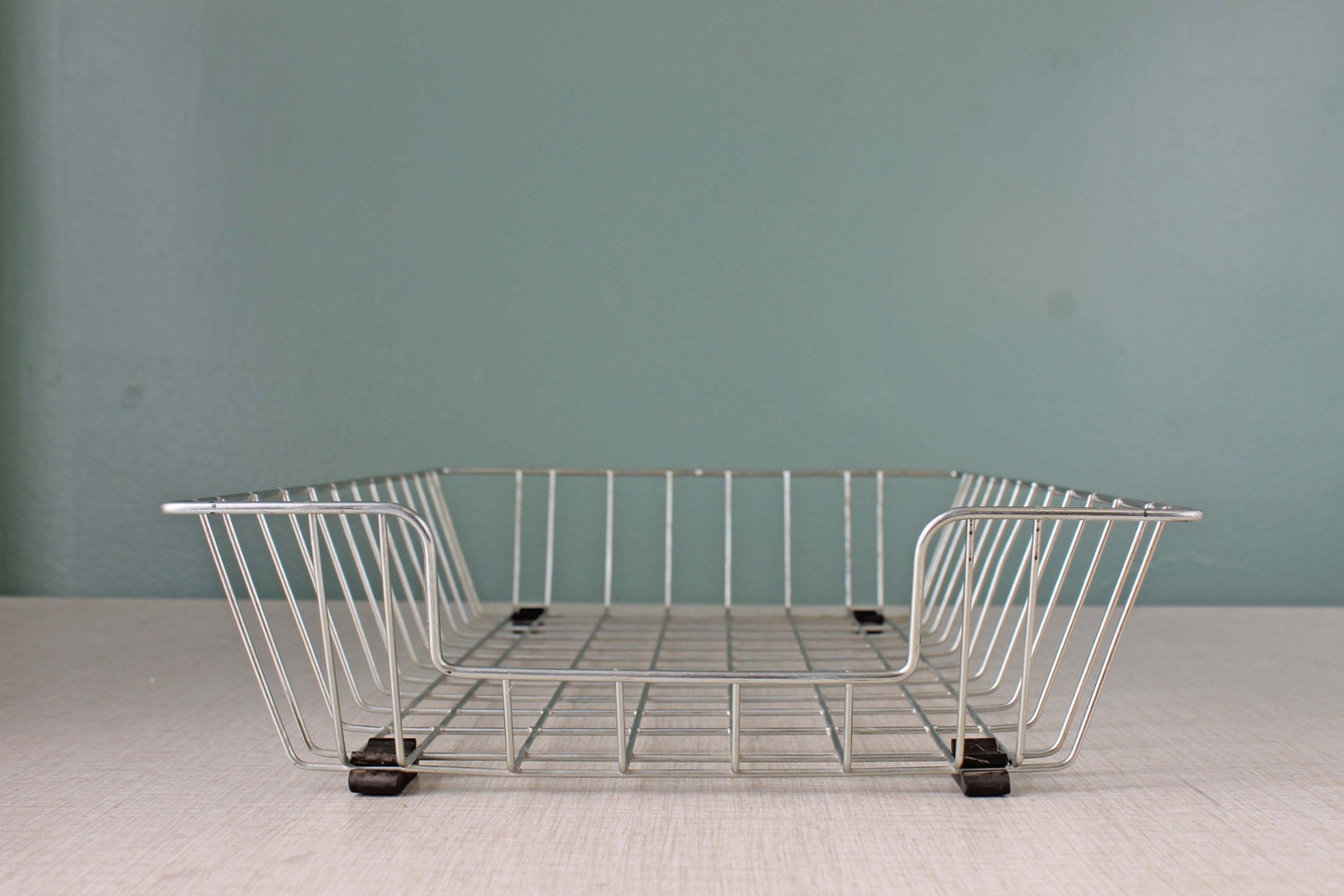 Metal wire basket paper holder desk organizer