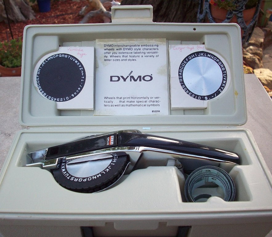 Dymo 1570 Deluxe Tapewriter Kit Dymo Label Maker