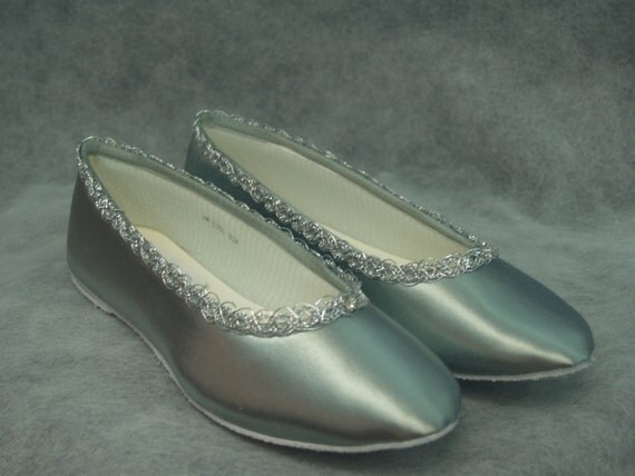 silver flat ballet shoes