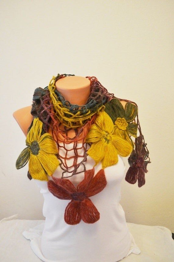 SHAWL / FREE SHIPPING Pink Green flower shawl crochet shawl