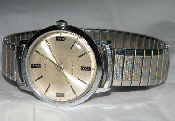 timex self wind waterproof