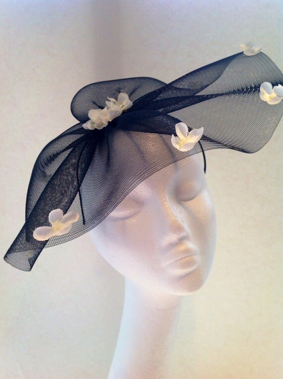 Black &white fascinator headband Flower headband by doramarra