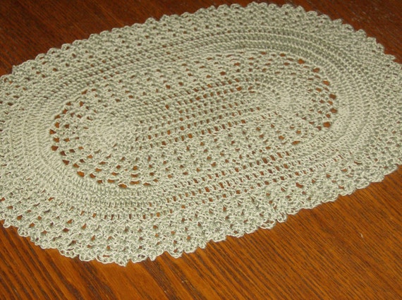 Items similar to Oval Crocheted Placemat 14