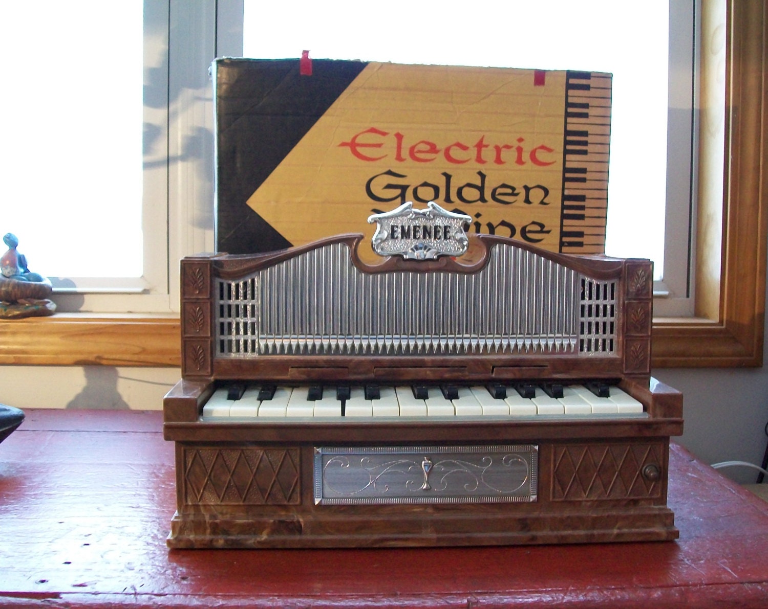 ON SALE 1950's Emenee Electric Golden Pipe Organ No. 200