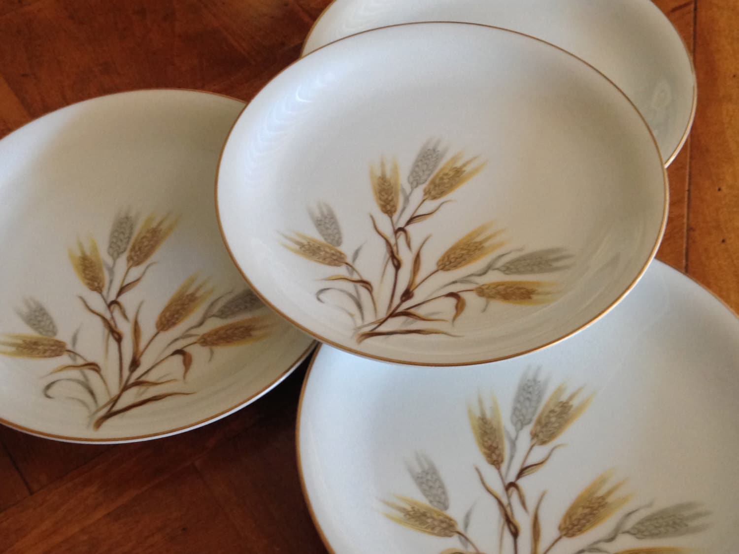 Noritake China Wheaton Pattern Set of Four Gold