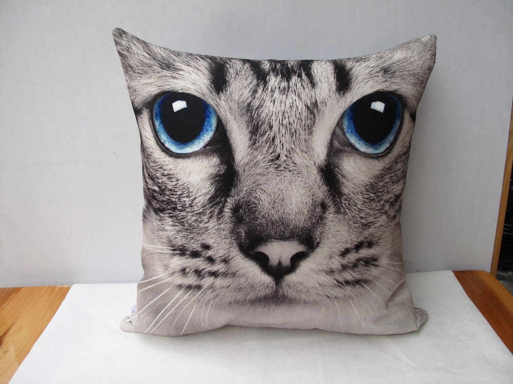 decorative cat pillow