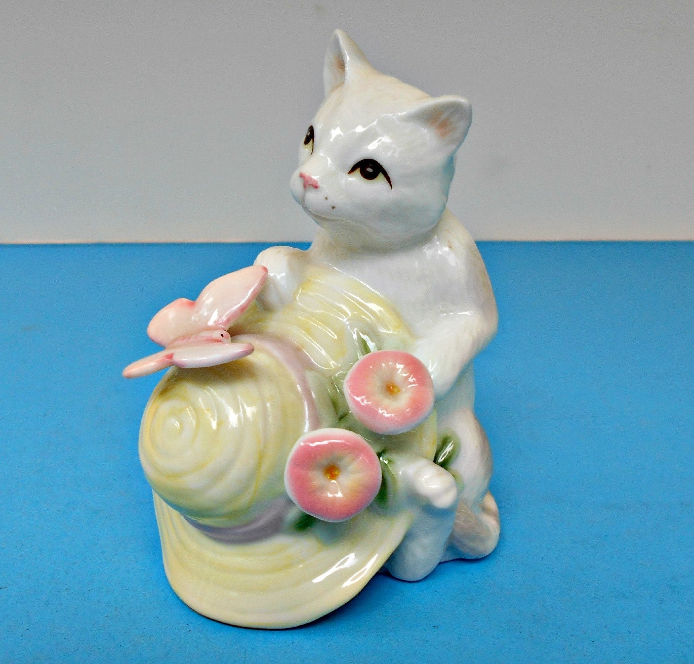 Porcelain Kitty Set 2 Seymour Mann Cats Lovely by TheOldCatHouse